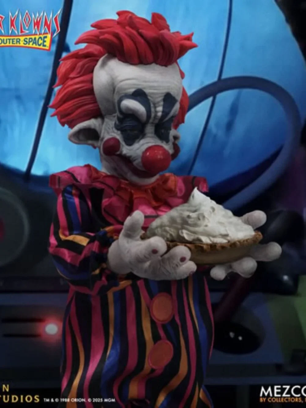 Mezco Toyz Killer Klowns From Outer Space 15